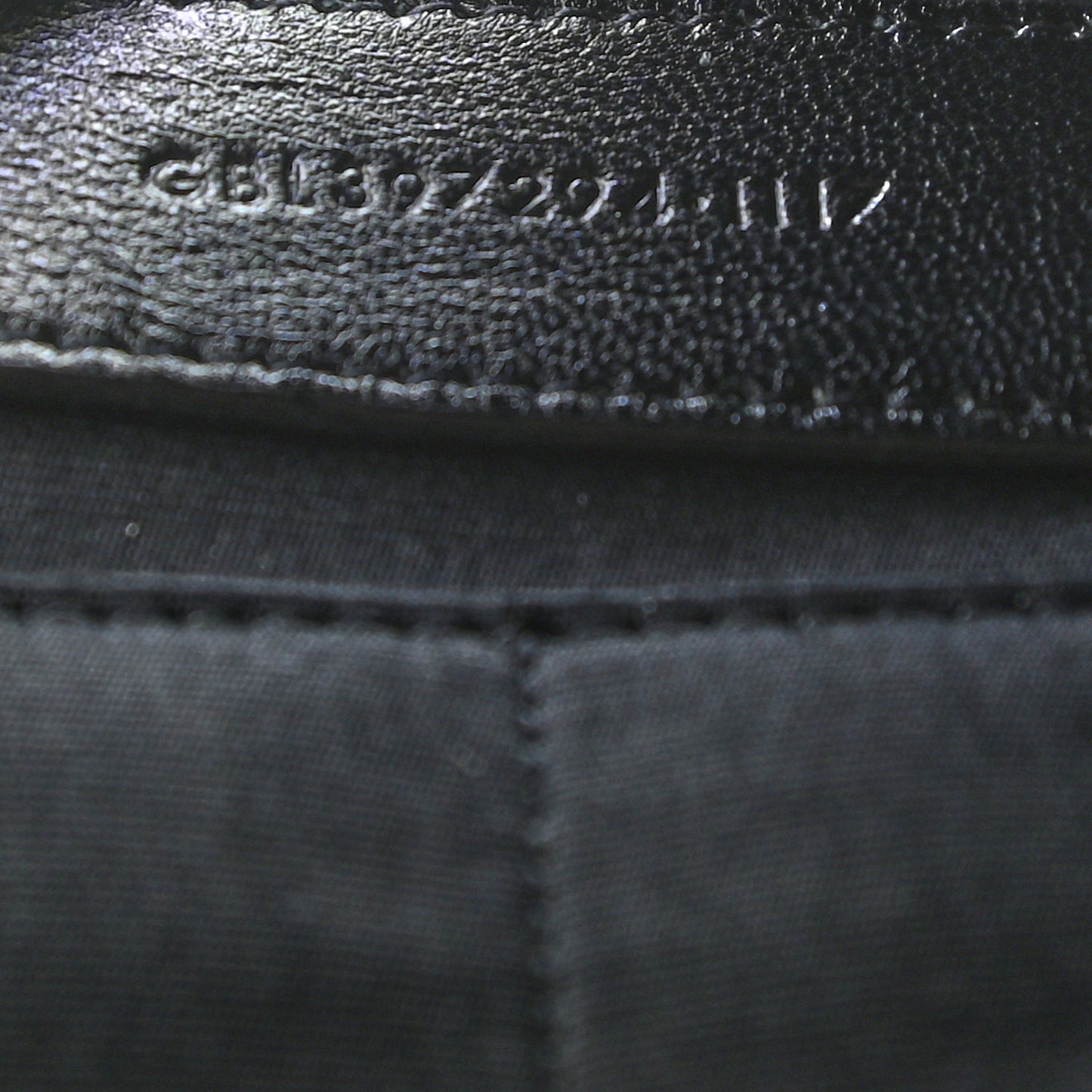 Calfskin Logo Zipped Tablet Pouch Black