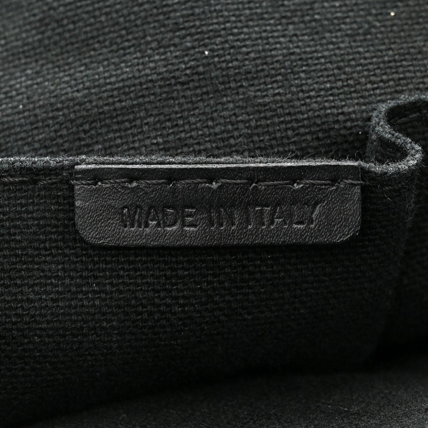 House Check Buckle Tote Black