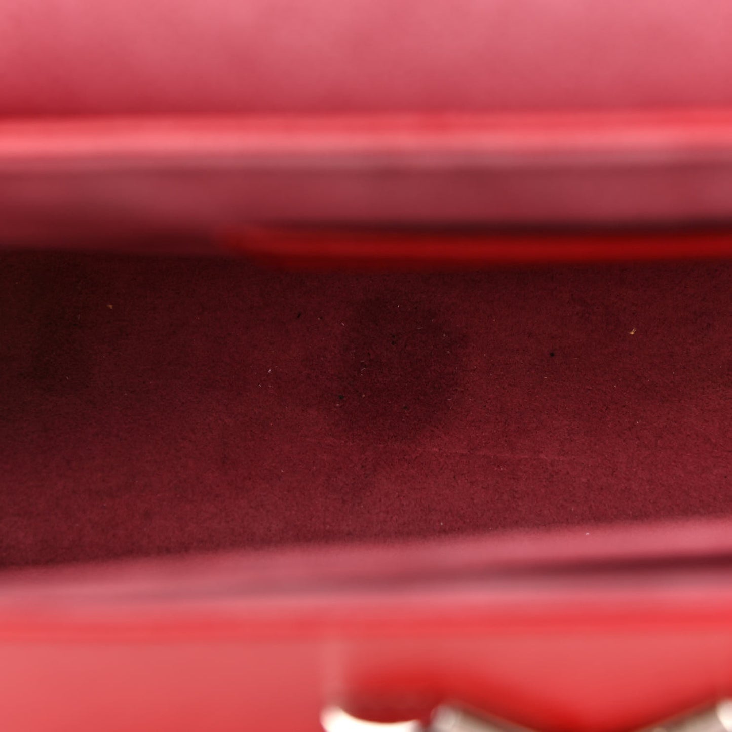 Epi Twist Shoulder Bag MM Coquelicot