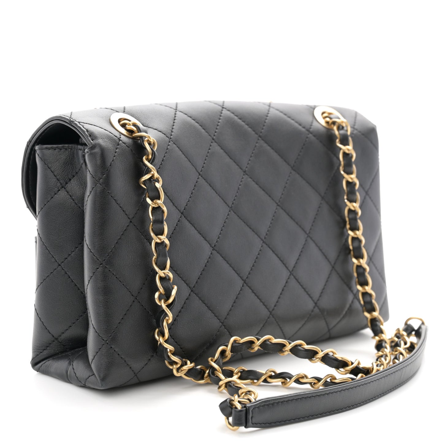 Calfskin Quilted Enchained Flap Black