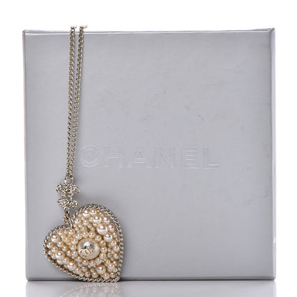 Chanel Pearl CC Chain Heart Medallion Necklace Light Gold 7 of 7