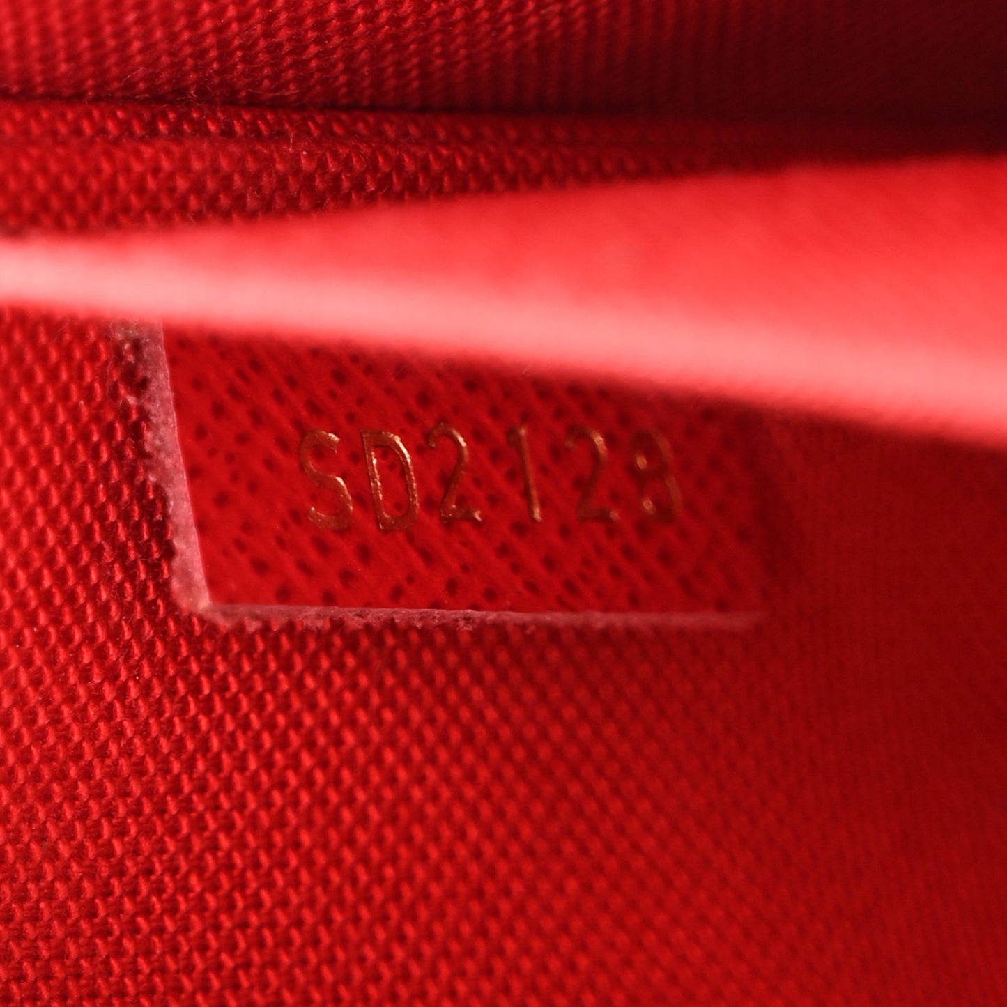 Damier Ebene Pochette Felicie Chain Wallet