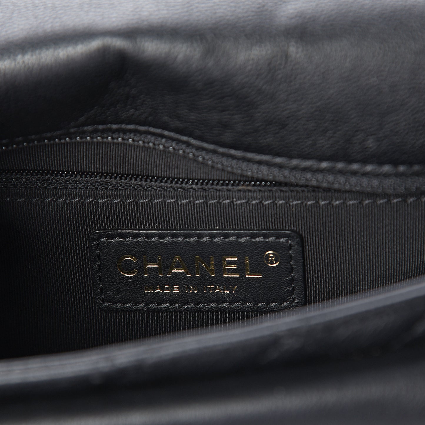 Grained Calfskin Quilted Messenger Flap Black