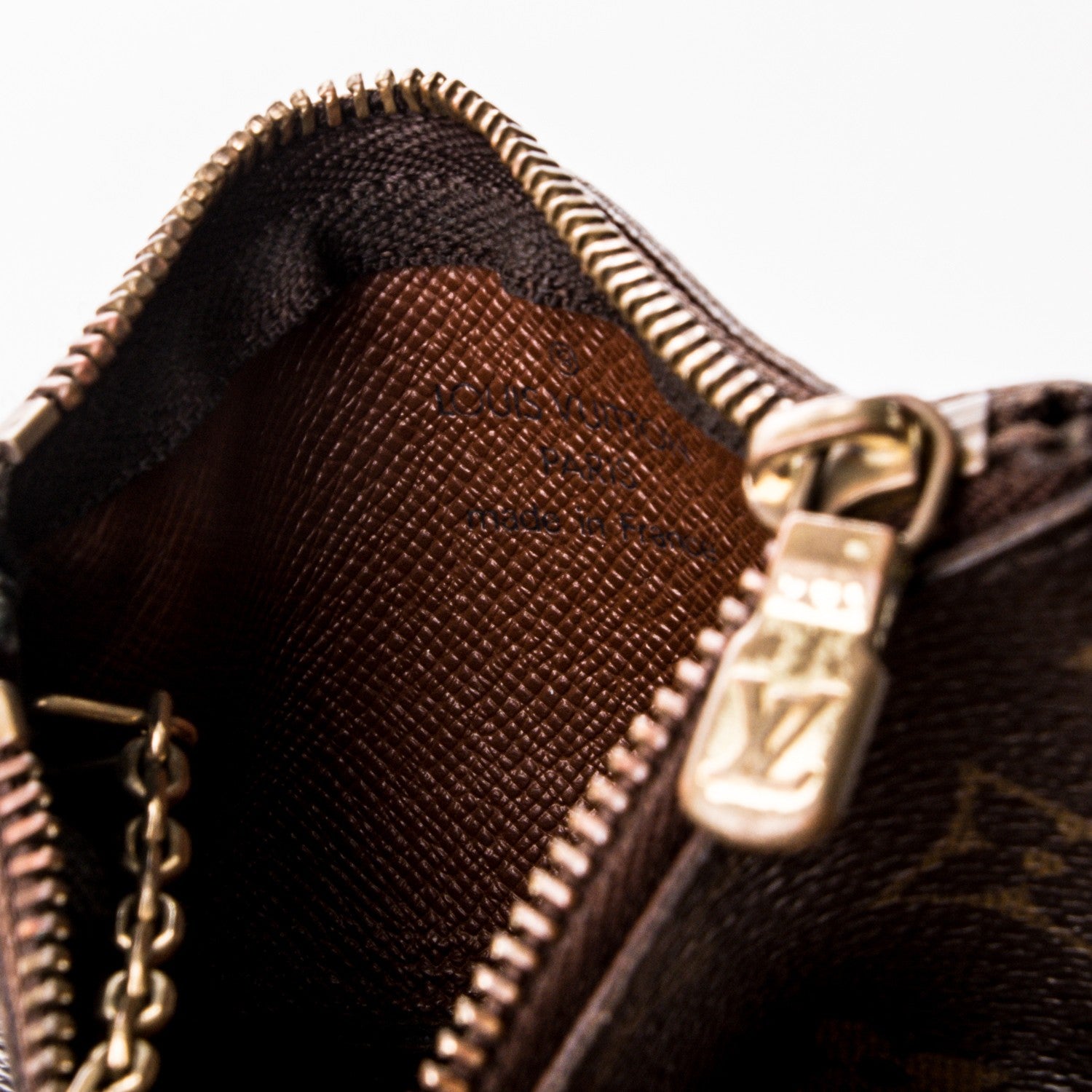 Louis Vuitton Monogram Key Pouch 8 of 9