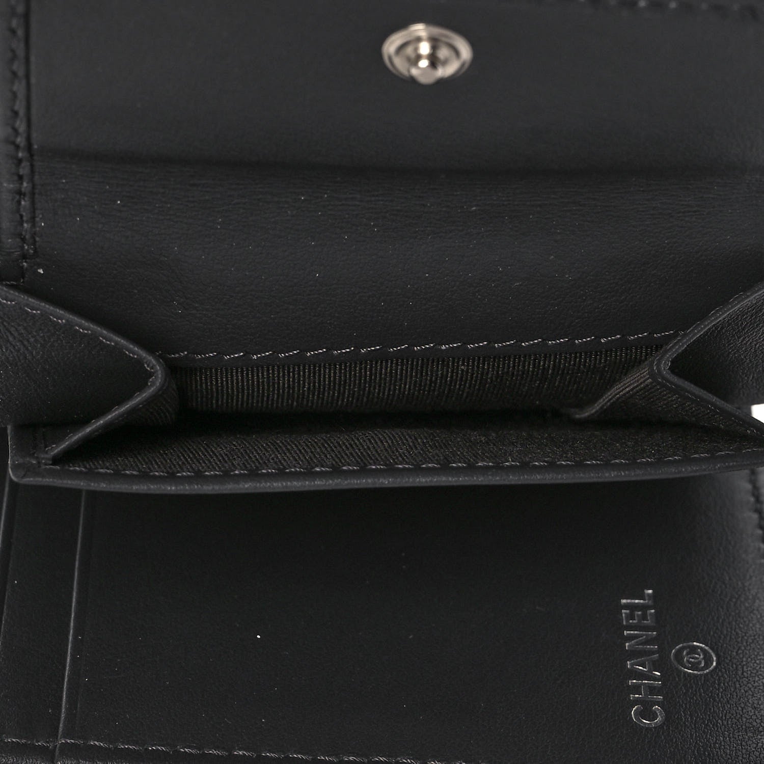Chanel Caviar Quilted Compact Boy Wallet Anthracite 6 of 10