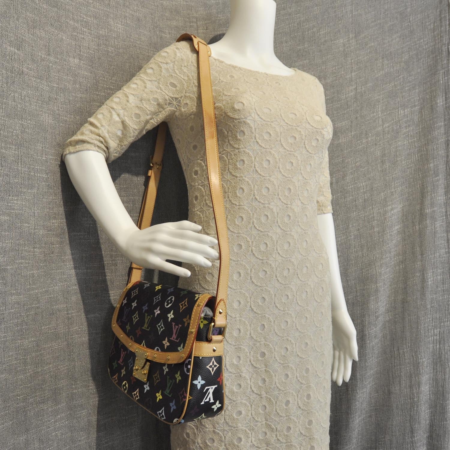 Louis Vuitton Monogram Multicolor Sologne Black 2 of 8