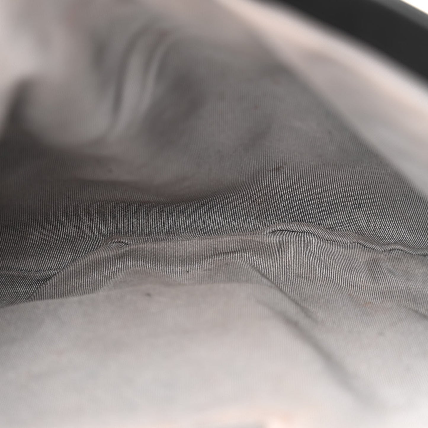 Washed Lambskin Quilted Medium Chain Around Messenger Black