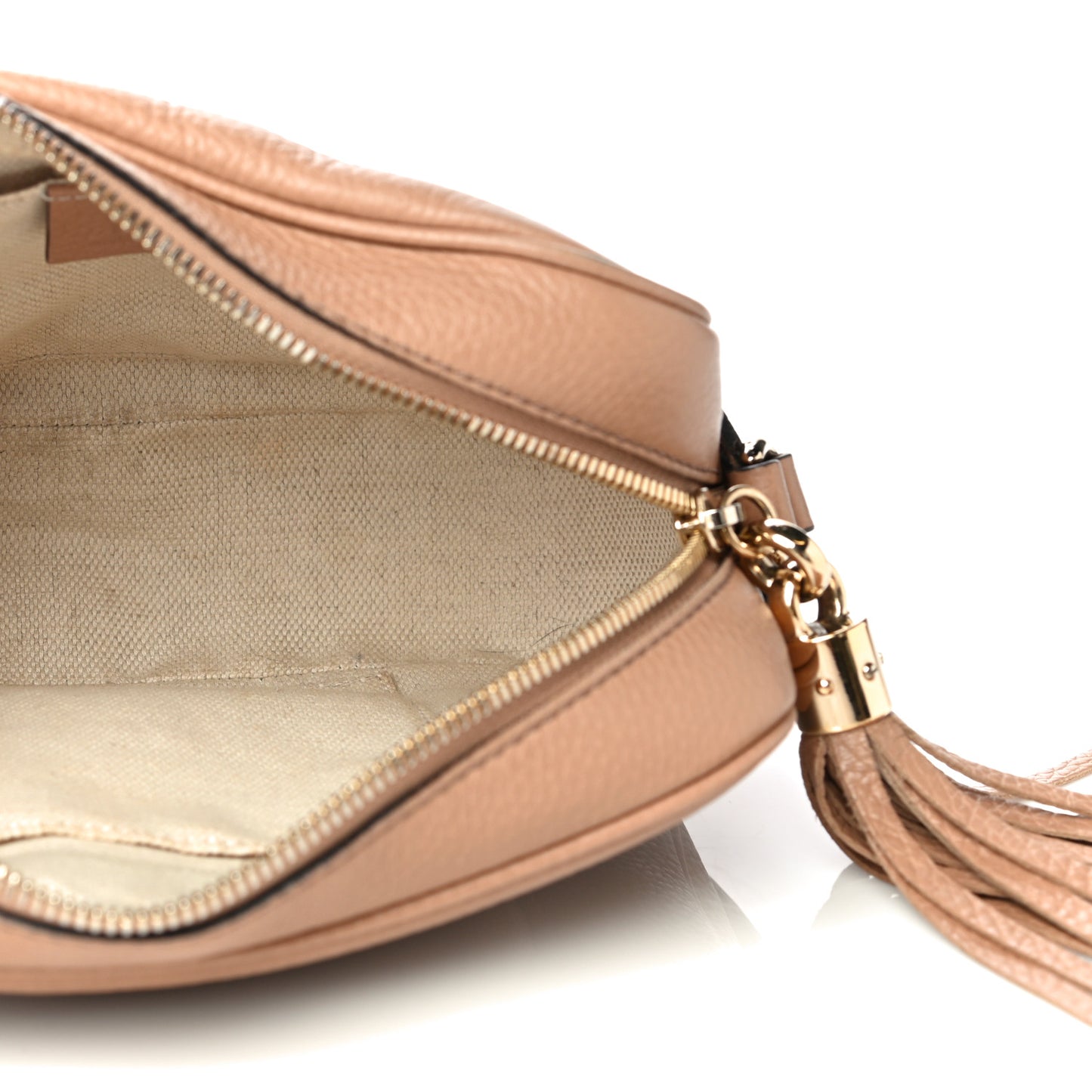 Pebbled Calfskin Small Soho Disco Bag Camelia