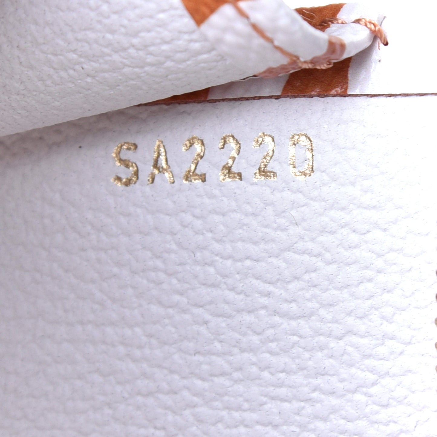 Monogram Giant Crafty Pochette Toiletry 26 Creme Caramel