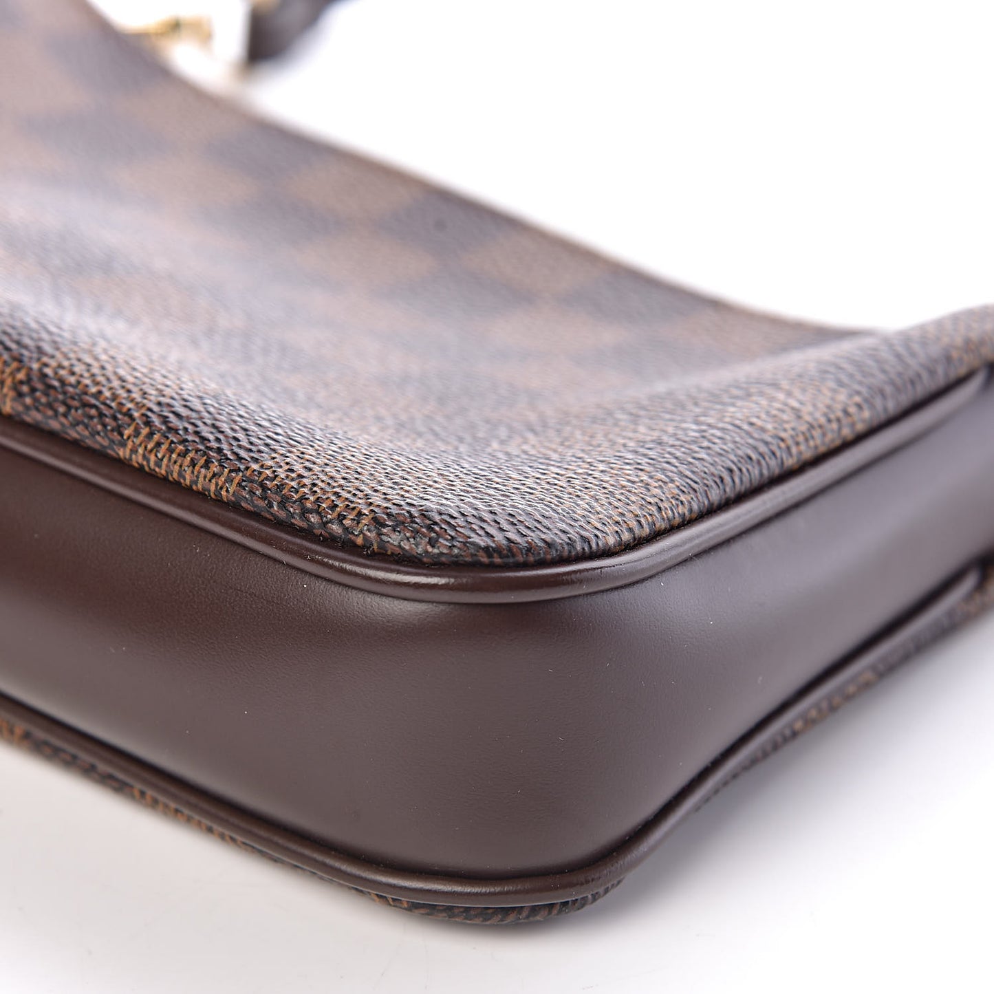 Damier Ebene Navona Pochette Accessories