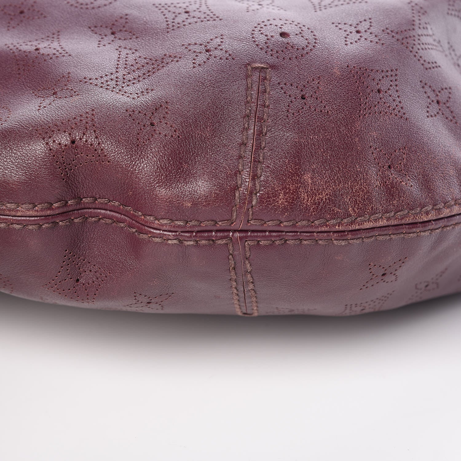 Louis Vuitton Mahina Onatah GM Aubergine 8 of 12