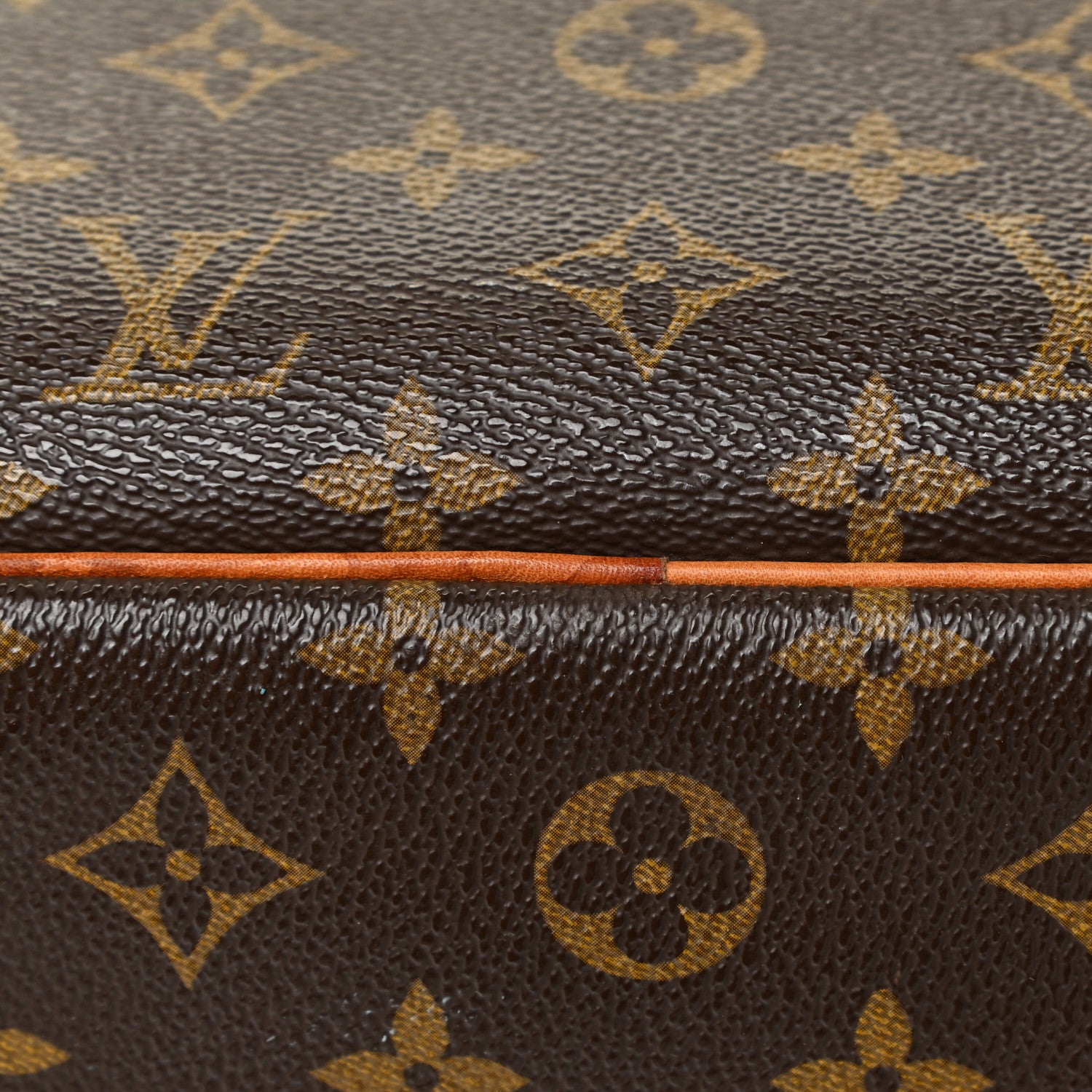 Louis Vuitton Monogram Deauville 34 of 37
