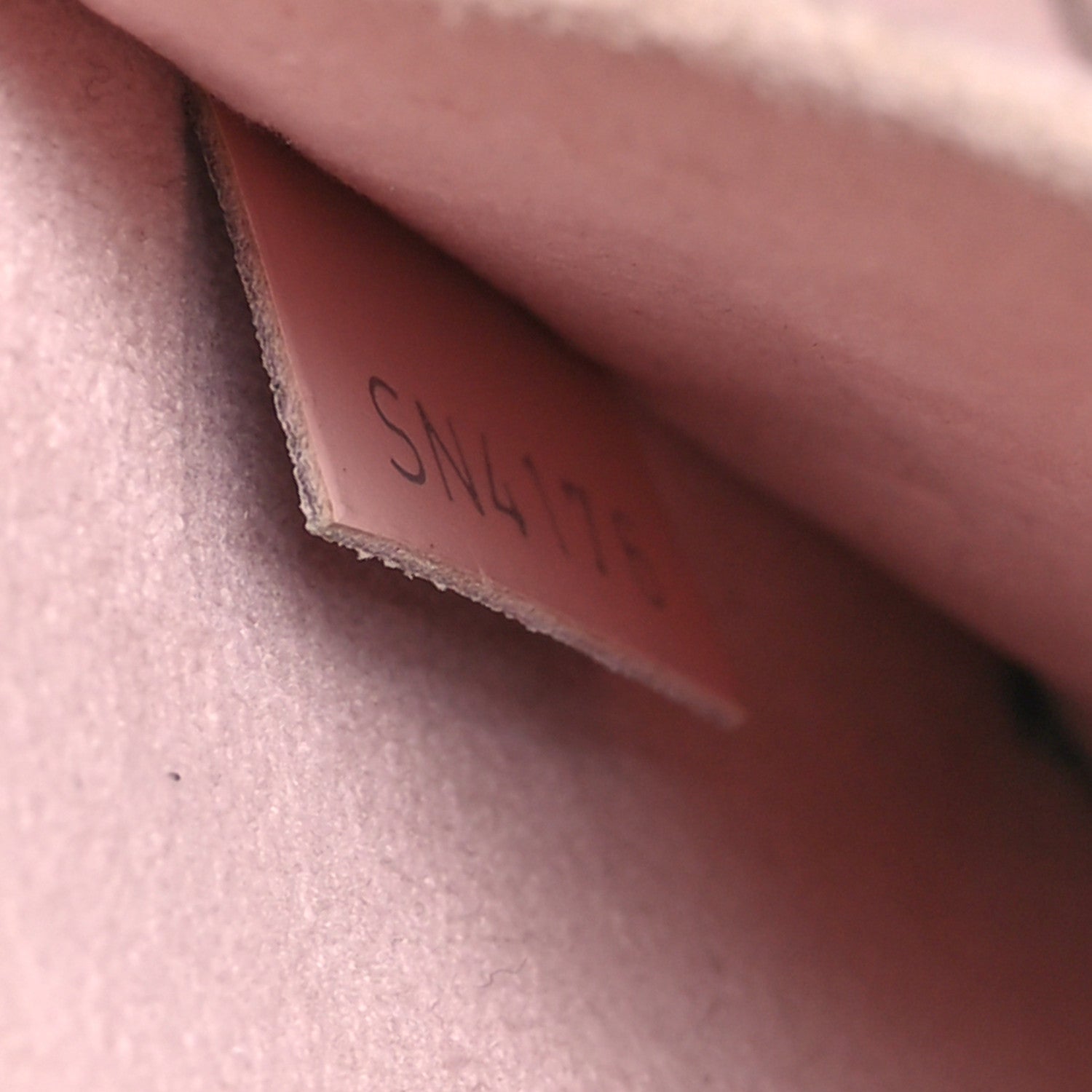 Louis Vuitton Epi Alma BB Rose Ballerine 7 of 11