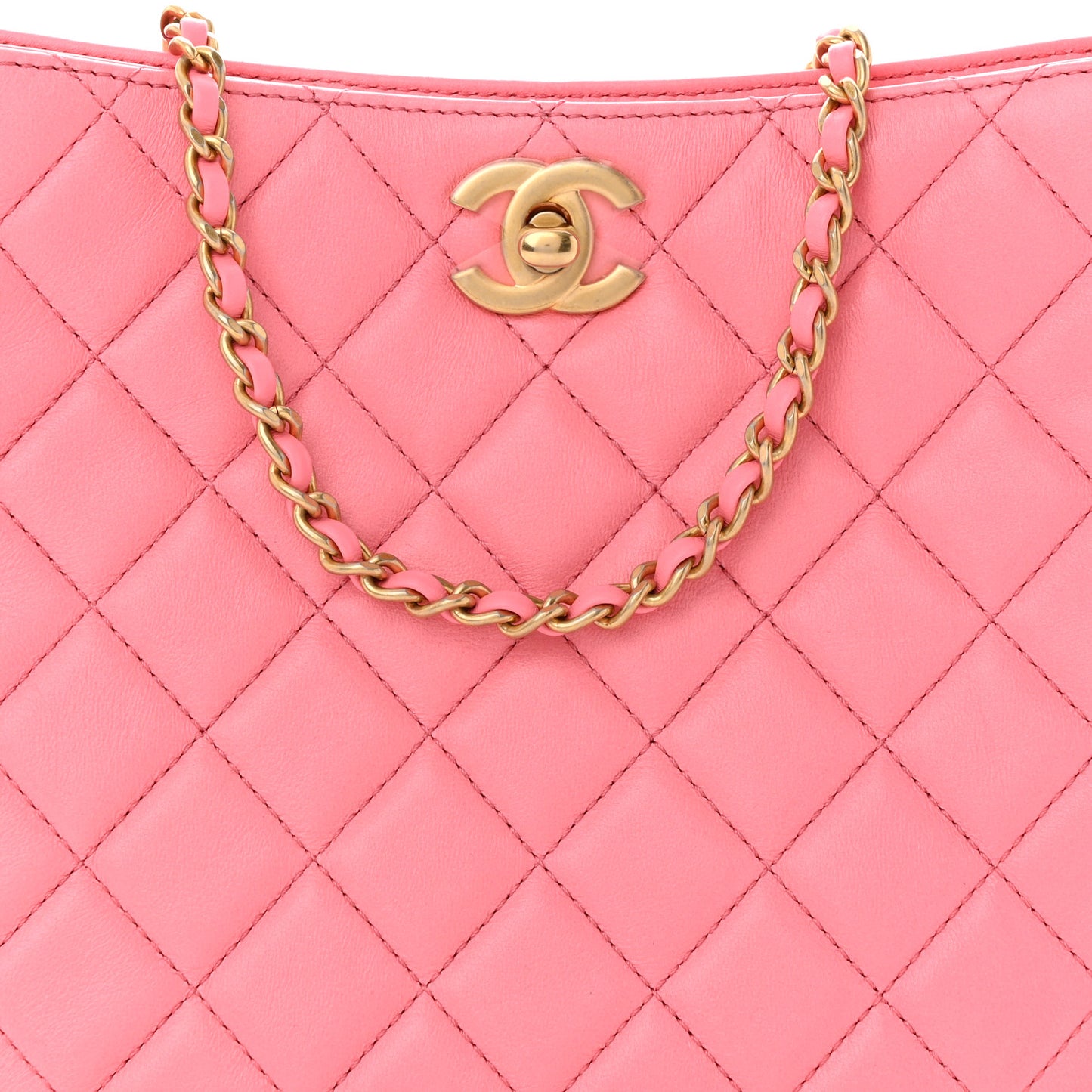 Lambskin Quilted Small Pearl Crush Hobo Pink