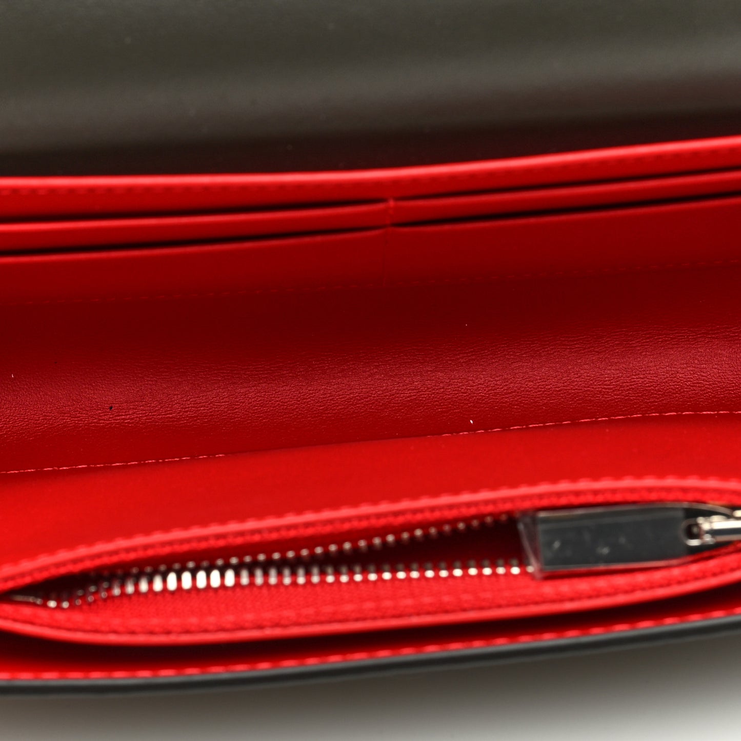 Calfskin Spikes Loubinthesky Paloma Clutch Rocket