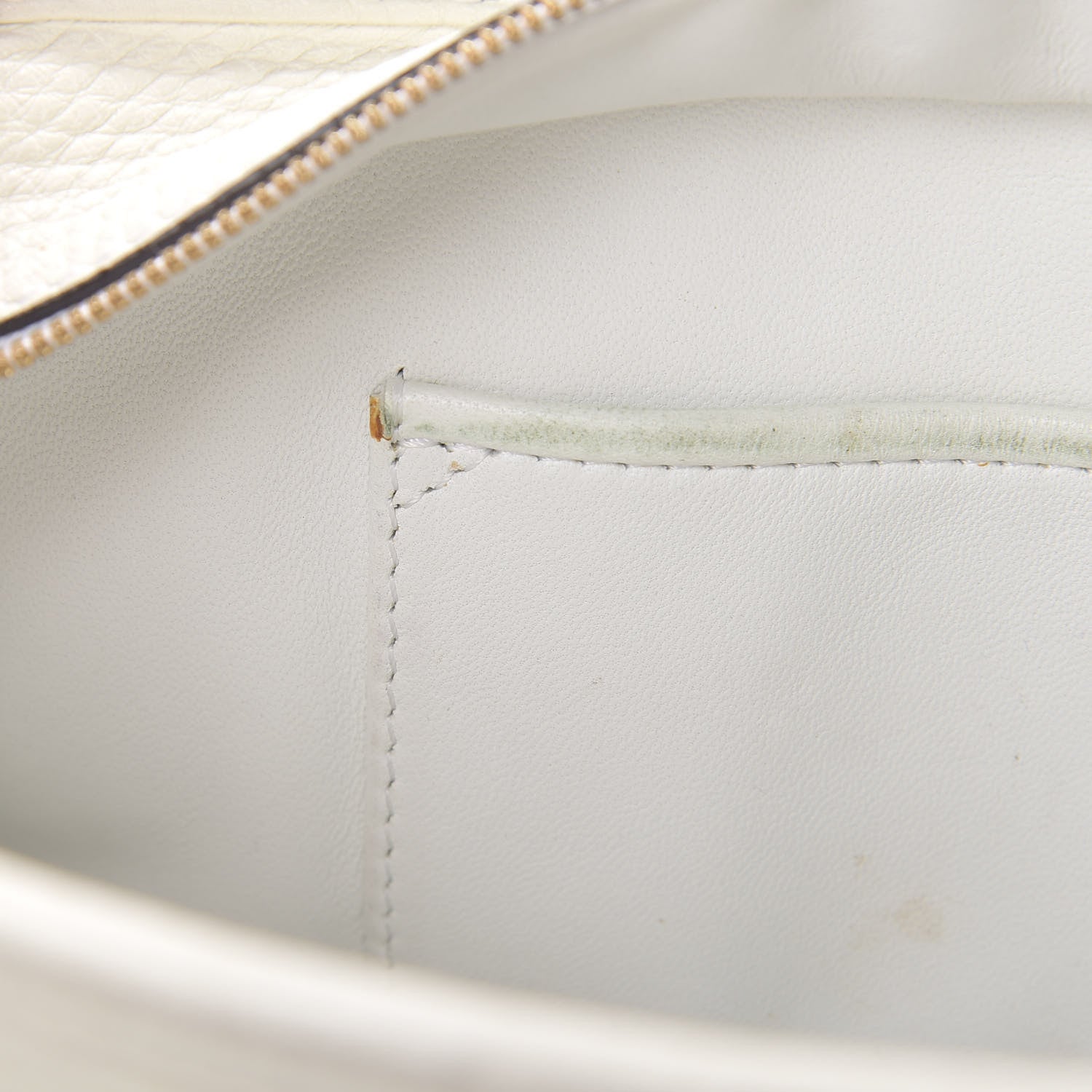 Loewe Calfskin Amazona 23 White 15 of 17