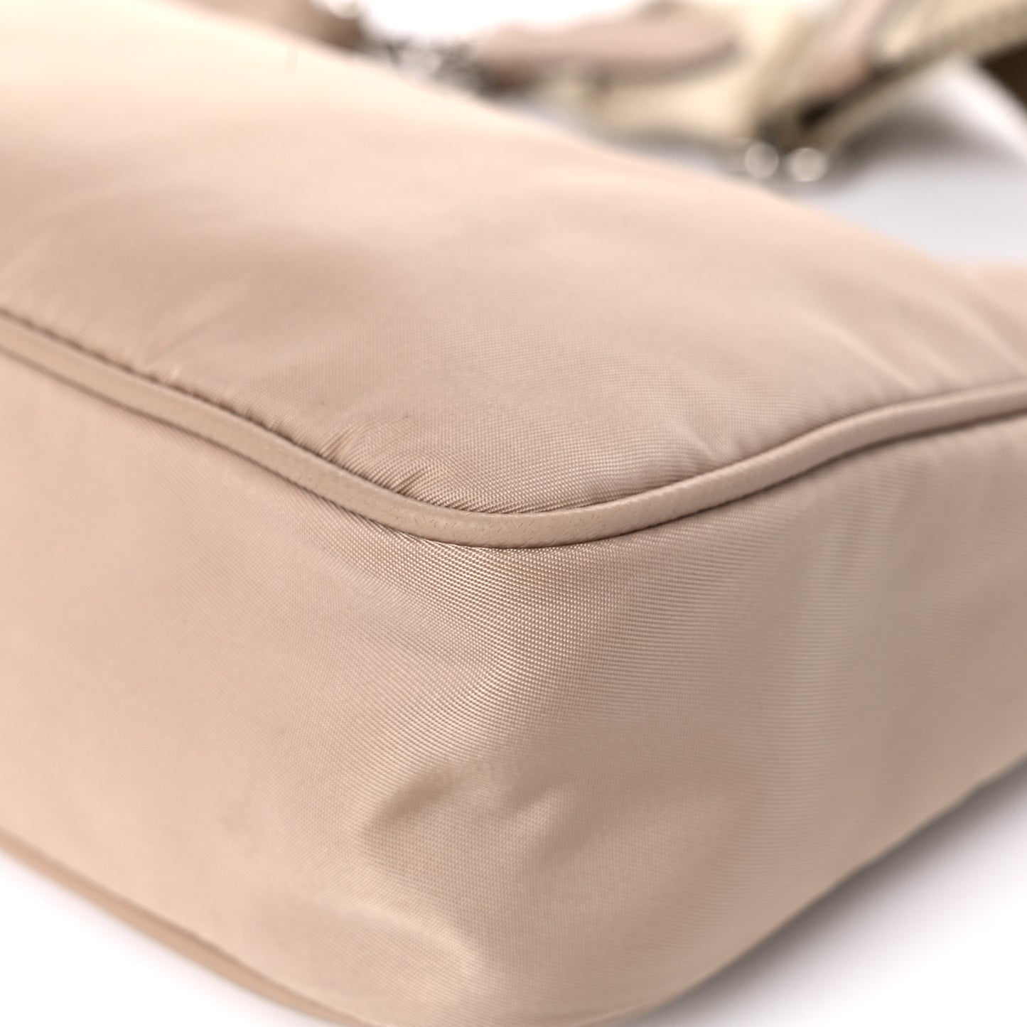Nylon Re-Edition 2005 Shoulder Bag Cammeo