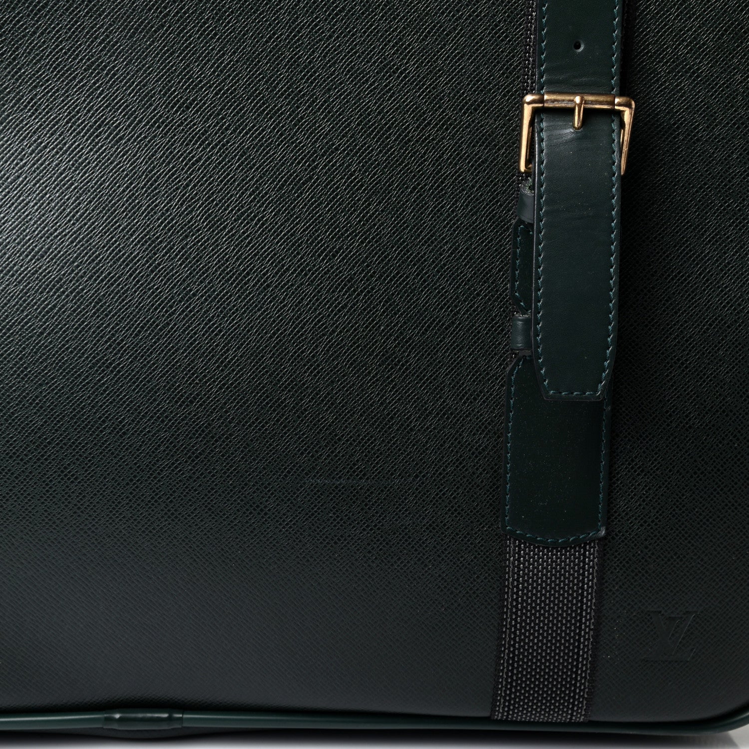 Louis Vuitton Taiga Satellite 53 Epicea 11 of 16