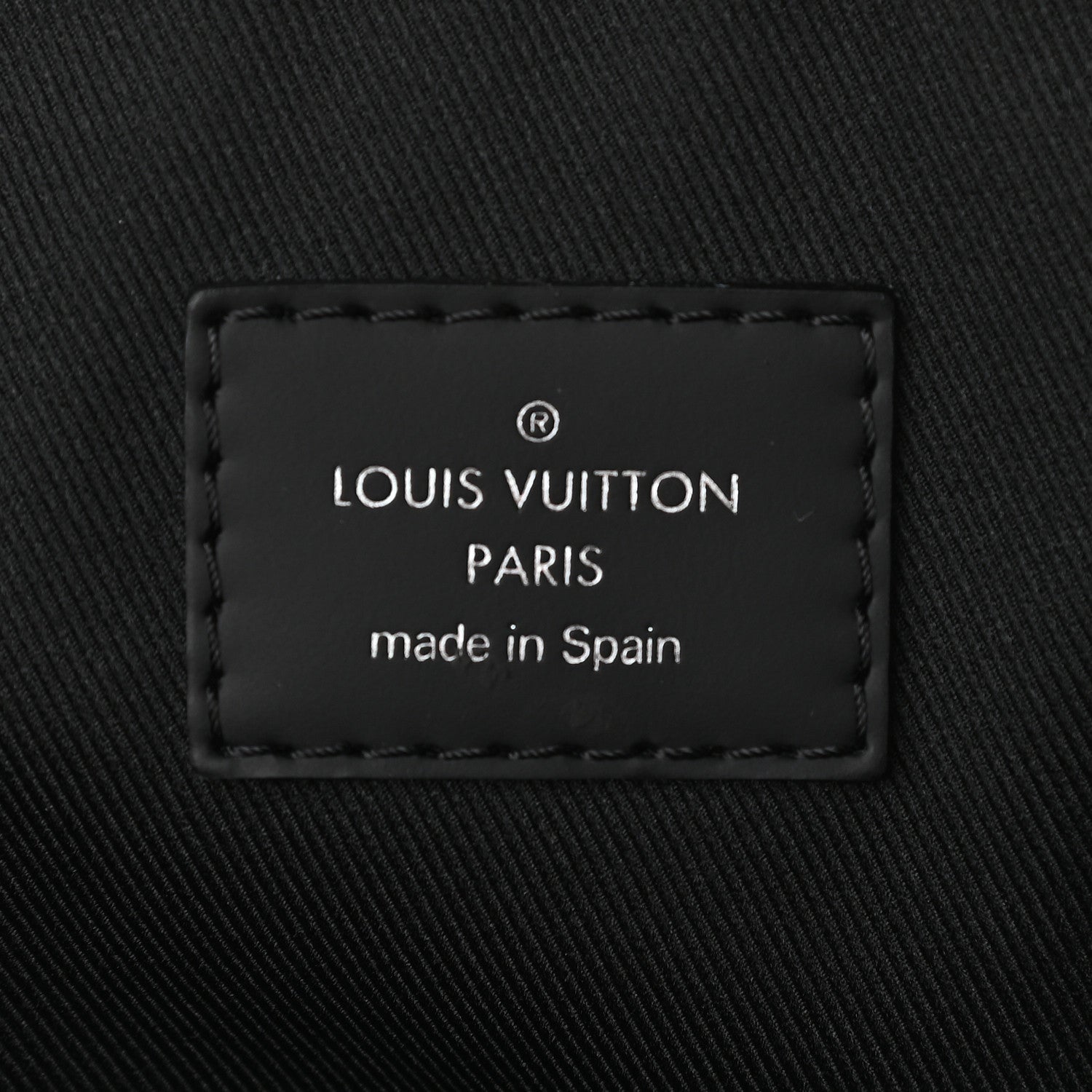 Louis Vuitton Monogram Eclipse District MM 6 of 8