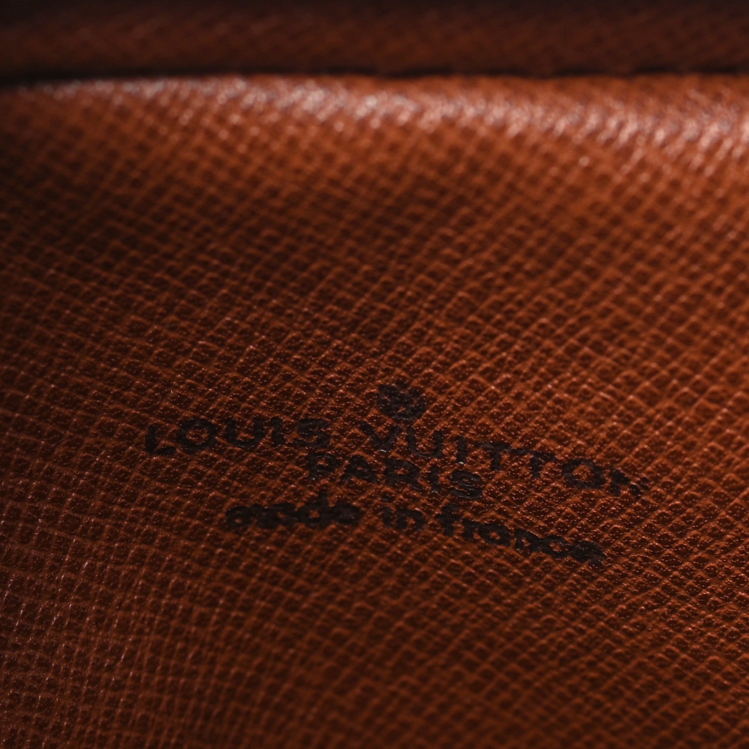 Louis Vuitton Monogram Danube 15 6 of 9