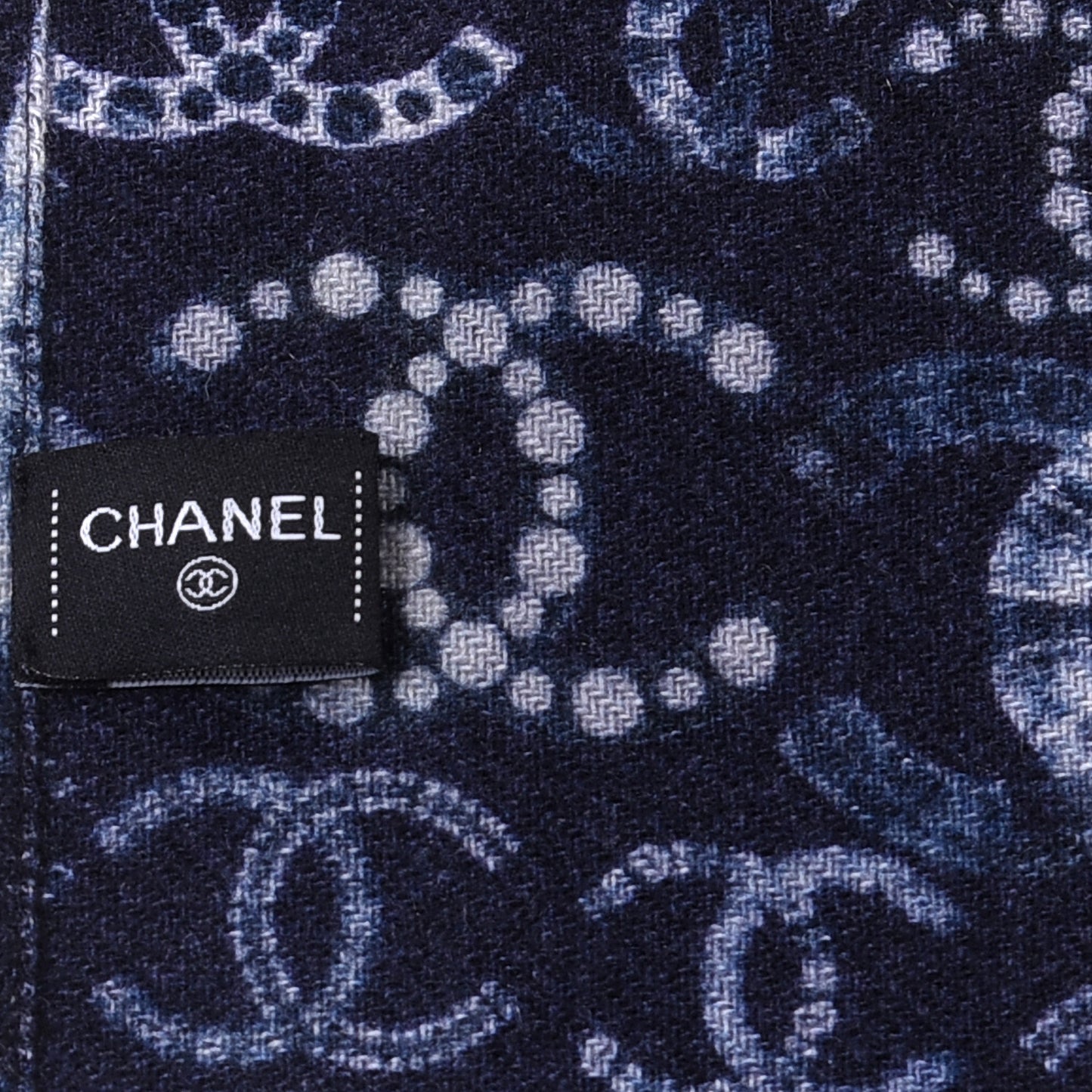 Cashmere Astronaut CC Shawl Navy