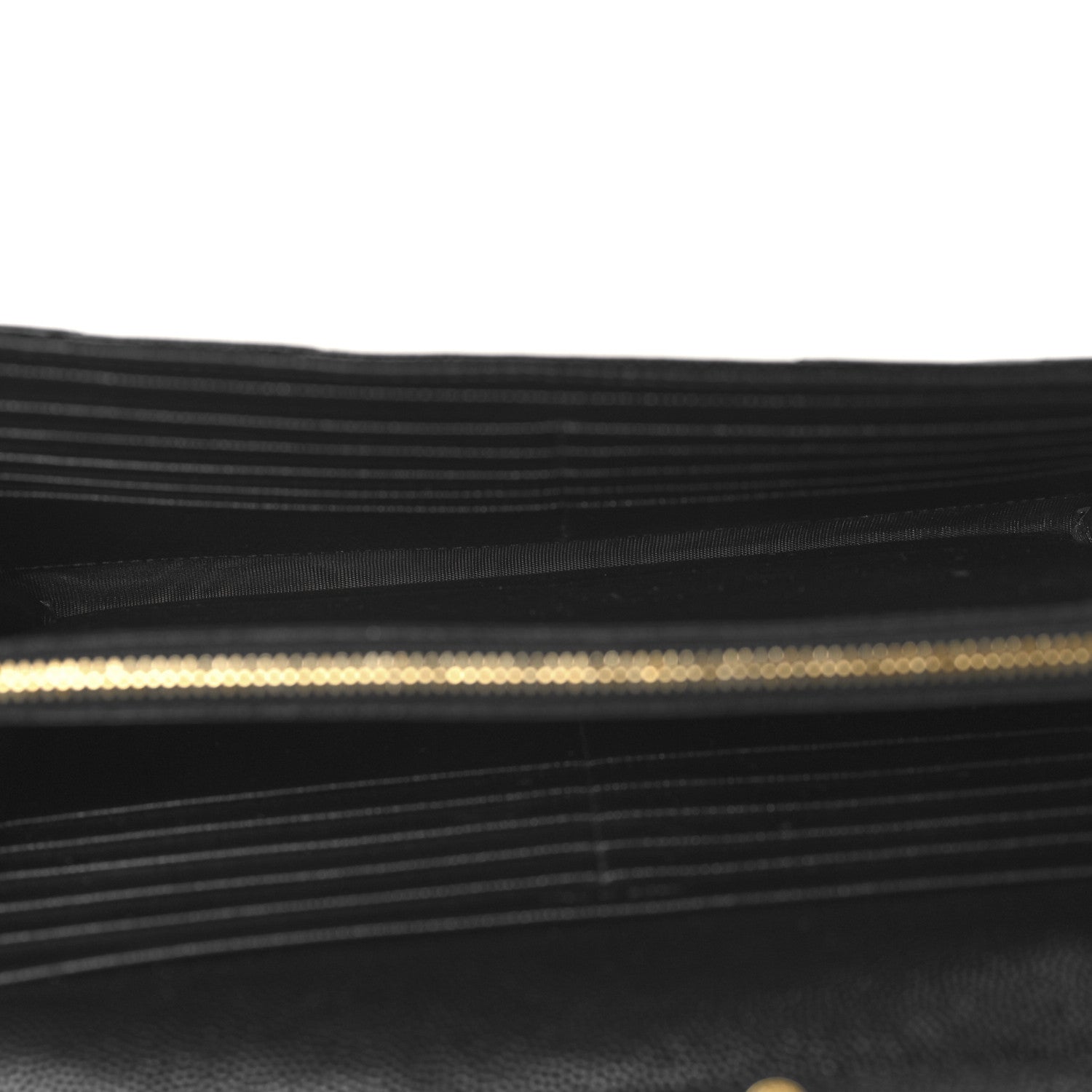 Saint Laurent Grain De Poudre Matelasse Chevron Monogram Chain Wallet Black 5 of 10