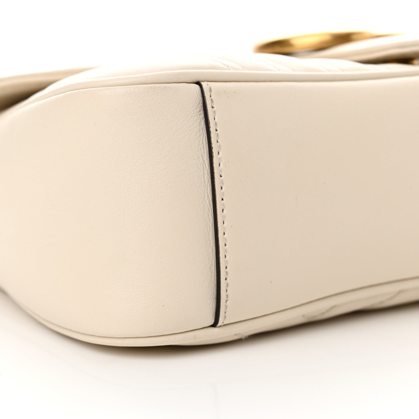 Calfskin Matelasse Small GG Marmont Shoulder Bag White
