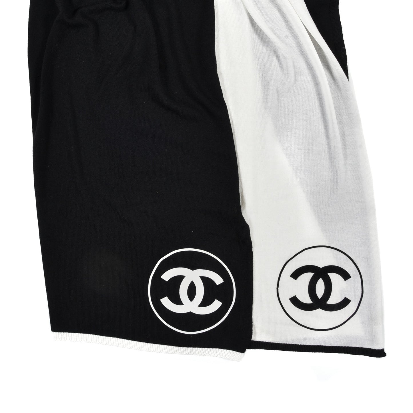 Wool CC Scarf White Black