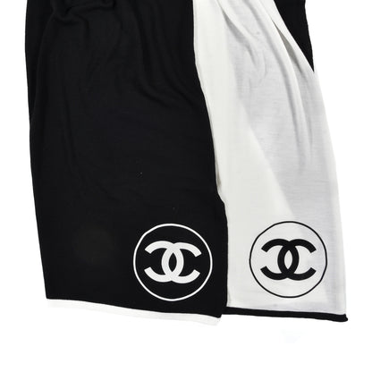 Chanel Wool CC Scarf White Black 2 of 3