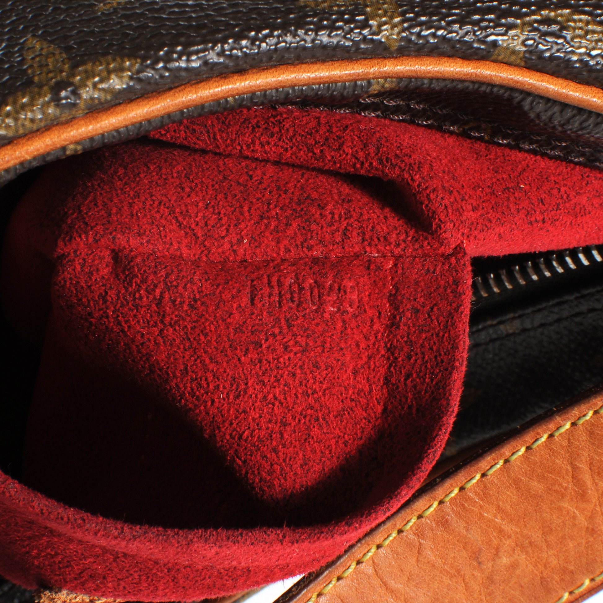 Louis Vuitton Monogram Croissant MM 6 of 7