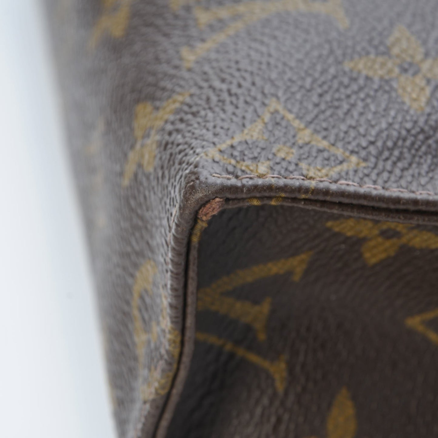 Monogram French Company Poche Toilette 26
