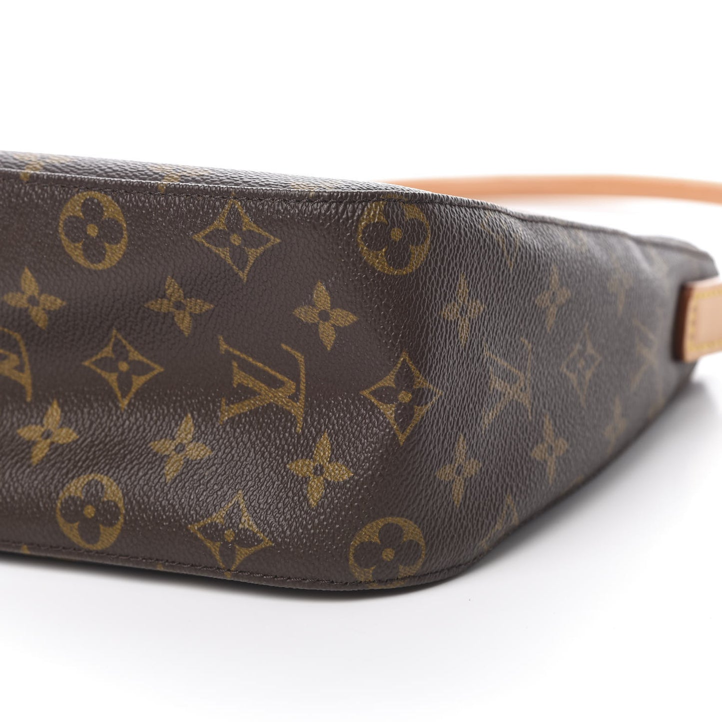 Monogram Looping MM