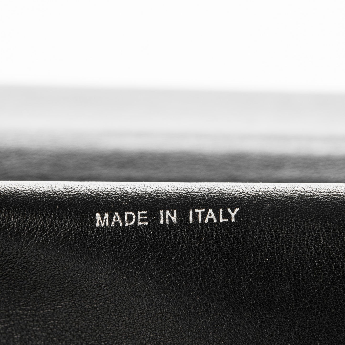 Caviar Timeless CC iPad Case Black