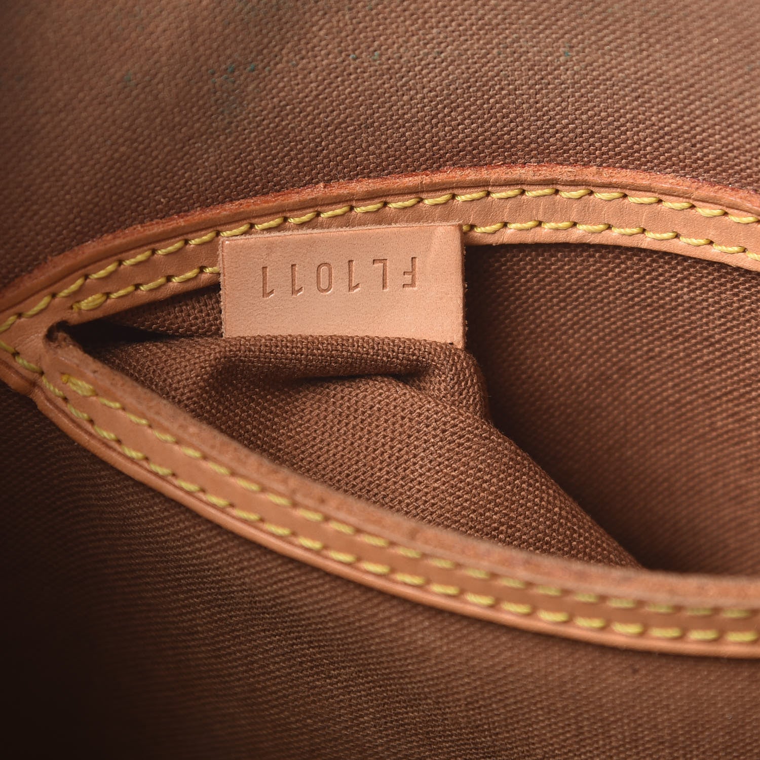 Louis Vuitton Monogram Alma PM 7 of 24