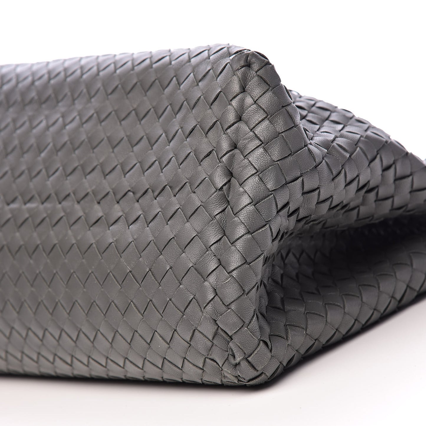 Nappa Intrecciato Large Classic Chain Strap Tote Light Grey