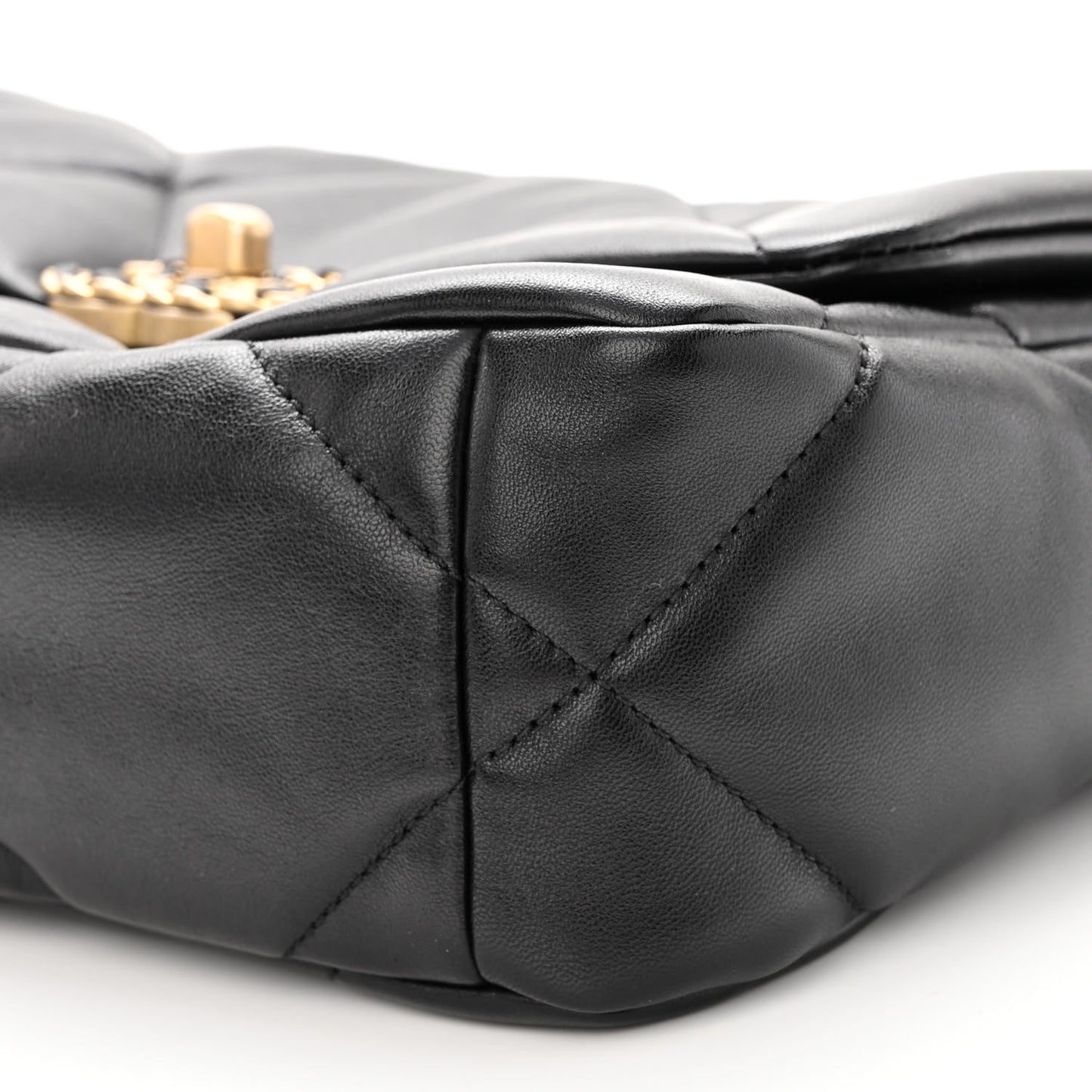 Lambskin Quilted Medium Chanel 19 Flap Black