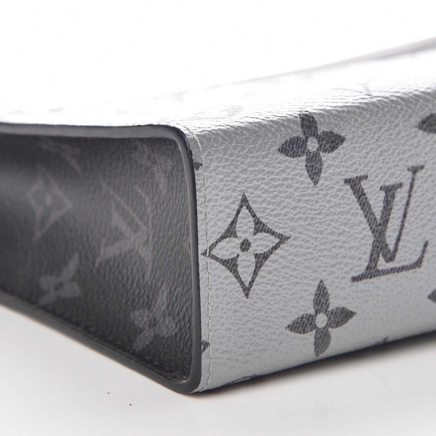 Monogram Eclipse Split Pochette Voyage MM