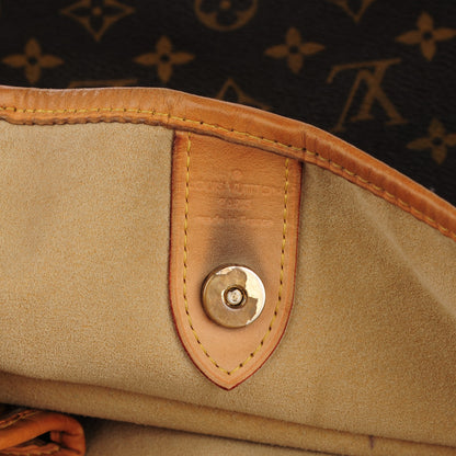 Louis Vuitton Monogram Galliera GM 6 of 11