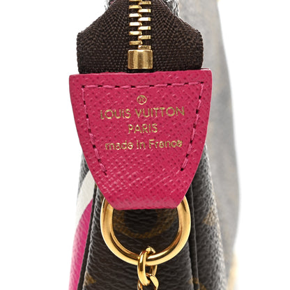 Louis Vuitton Monogram 2018 Christmas Animation Mini Bears Pochette Accessories 6 of 7
