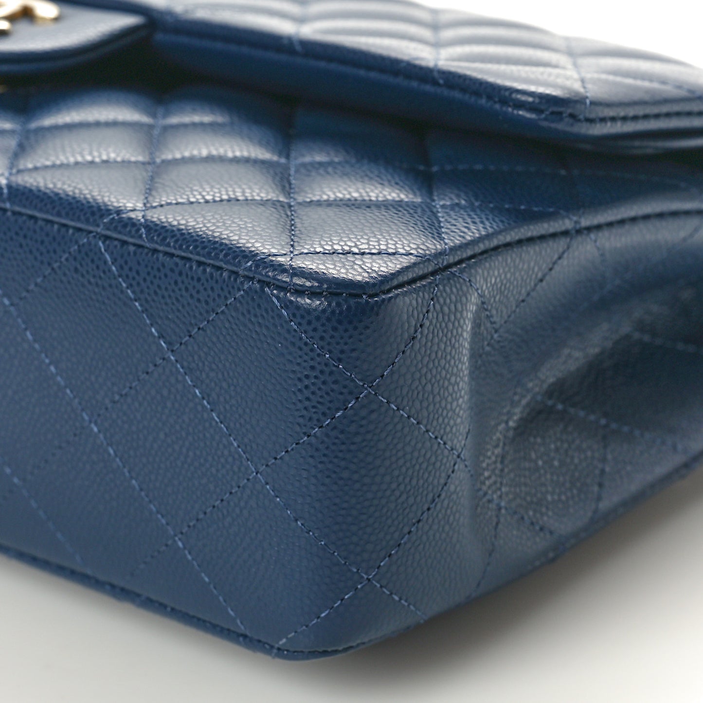 Caviar Quilted Medium Double Flap Navy