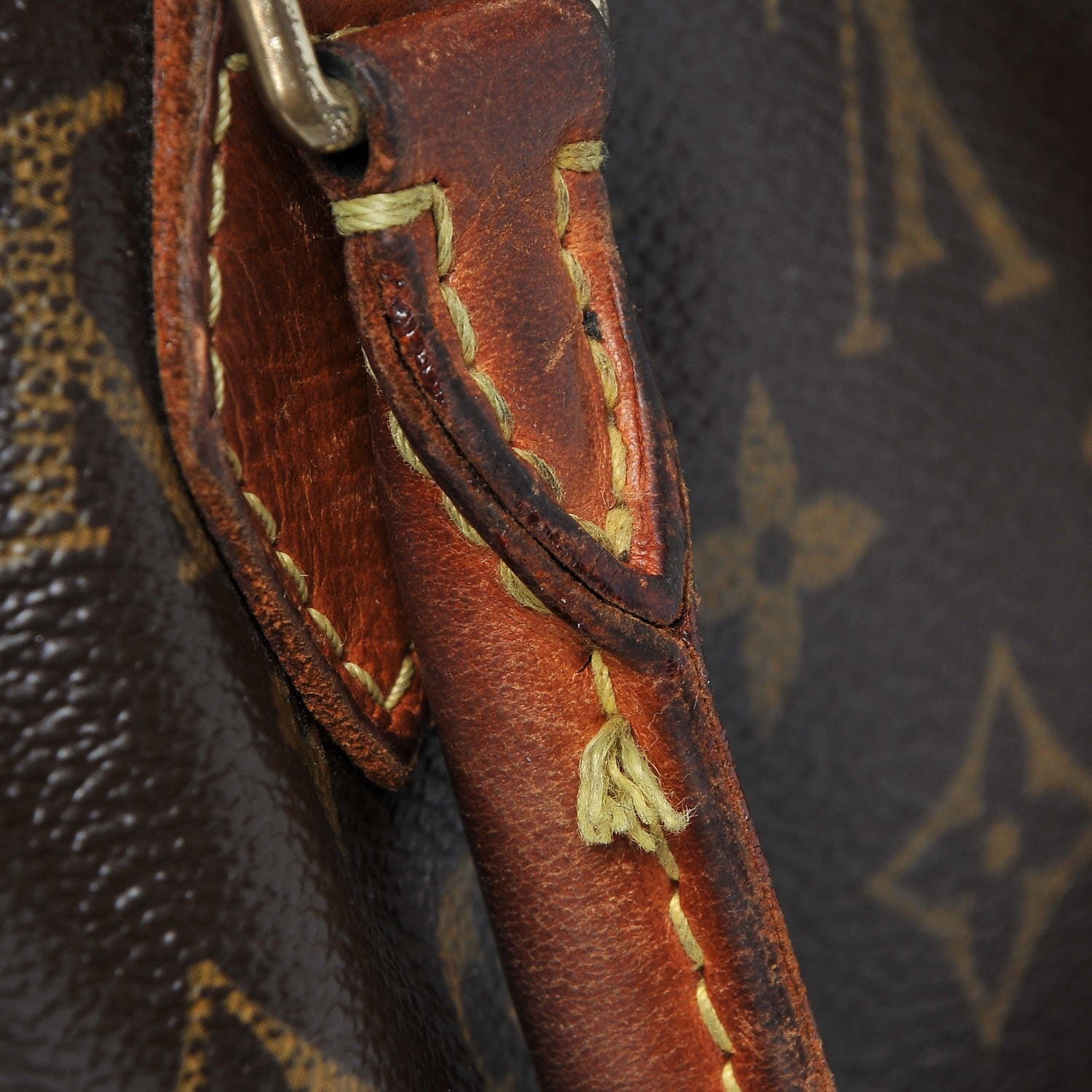 Louis Vuitton Monogram Speedy 25 17 of 23