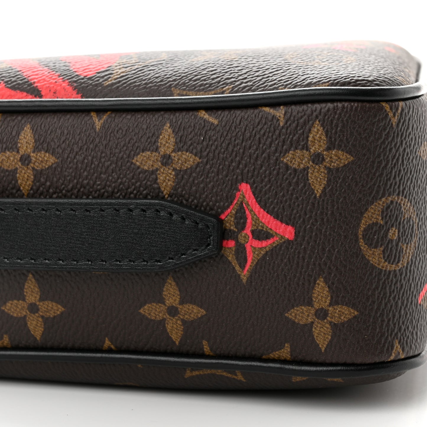 Monogram Fall In Love Sac Coeur