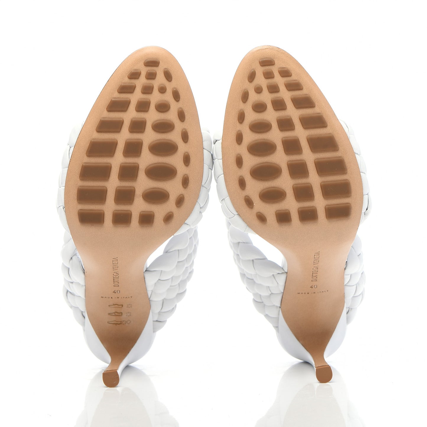 Nappa Twisted Padded Intrecciato Curve Slide Sandals 40 Optic White