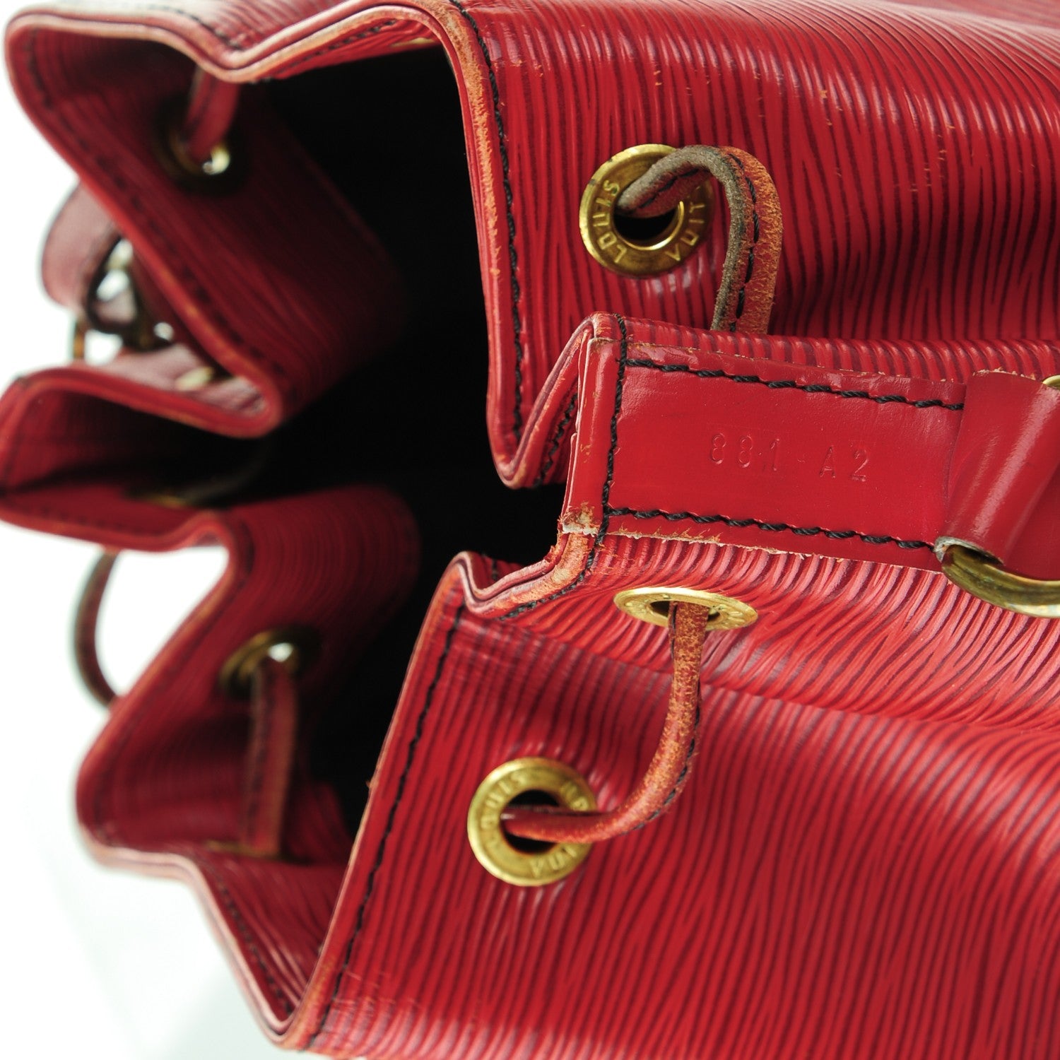 Louis Vuitton Epi Petit Noe Castillan Red 6 of 9