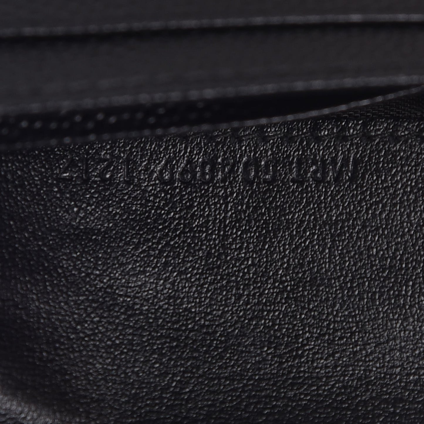 Grain De Poudre Matelasse Chevron Monogram Card Case Black