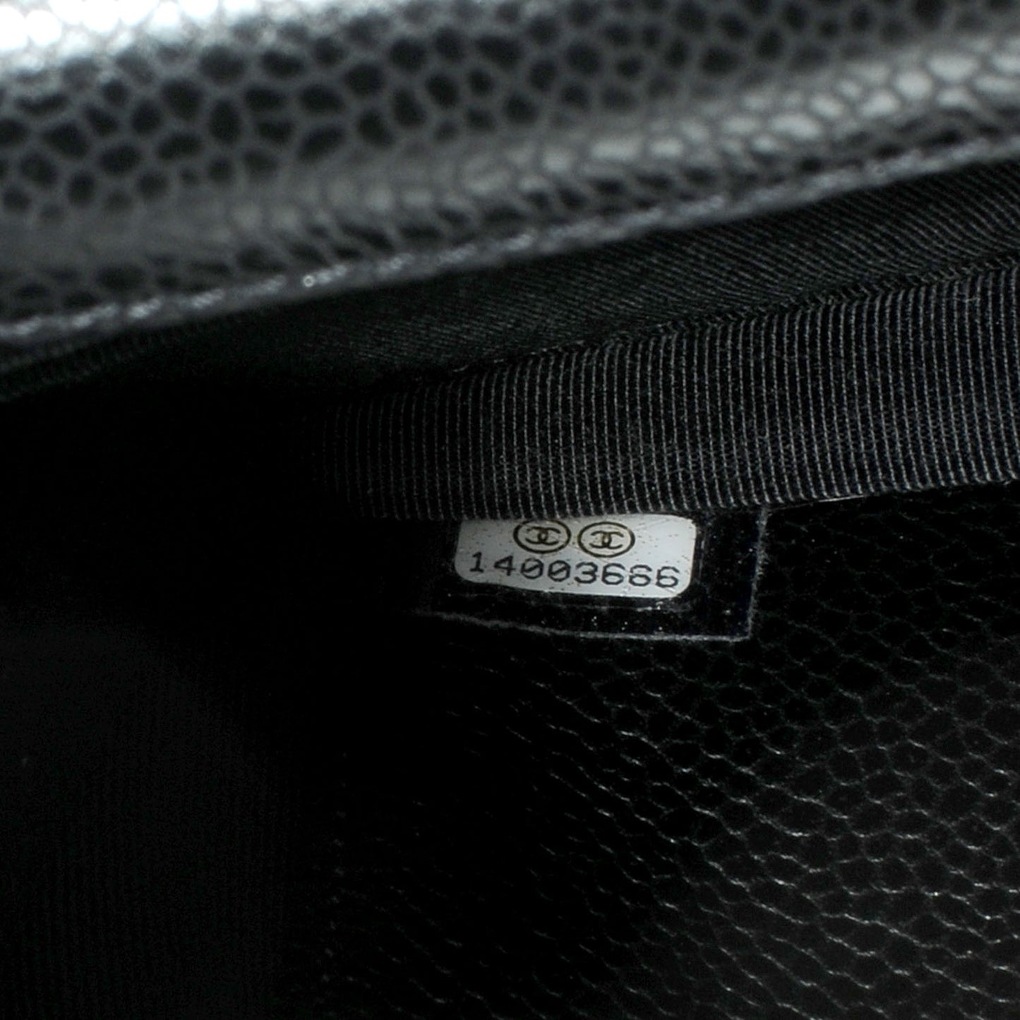 Caviar Wallet on Chain WOC Black