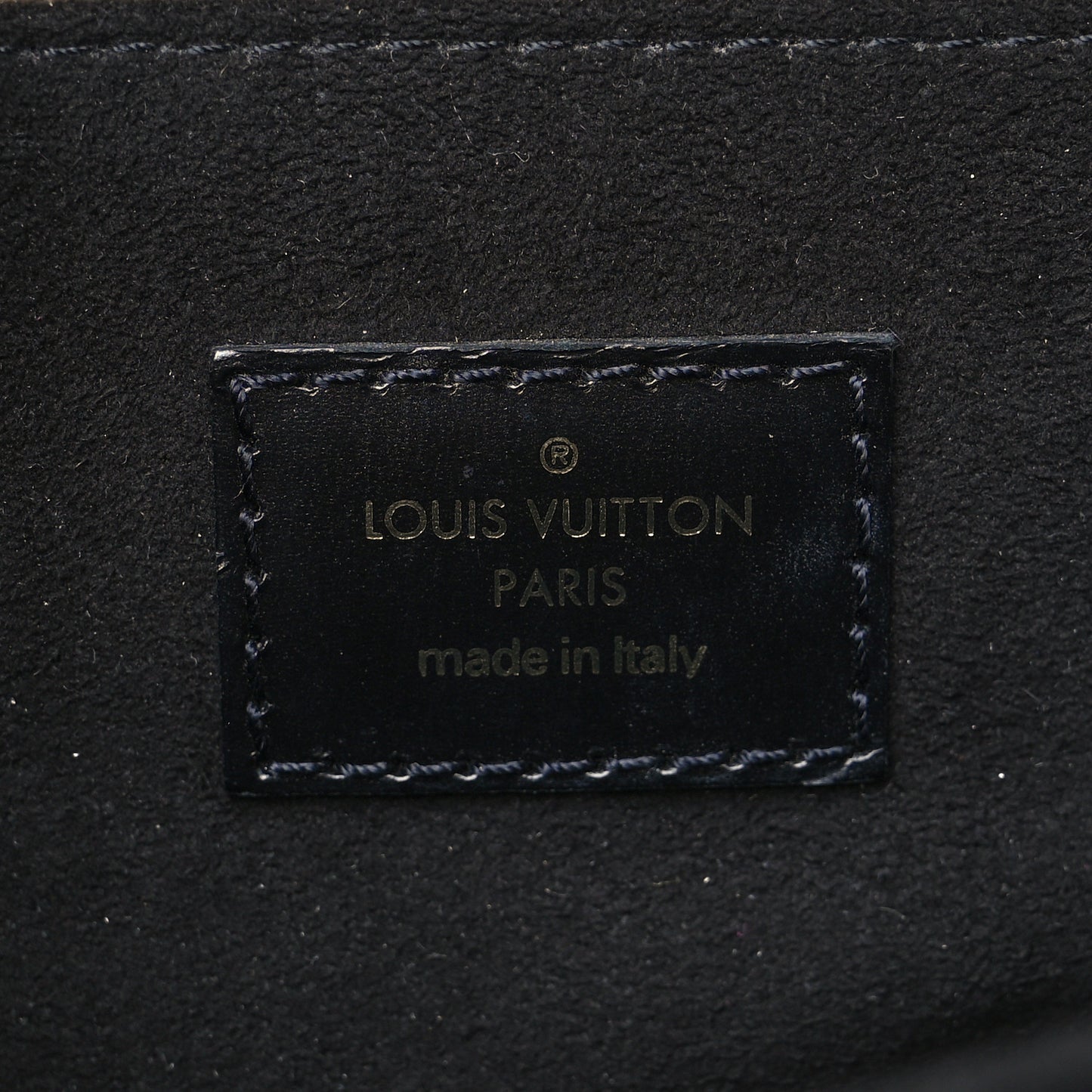 Reverse Monogram Pochette Metis