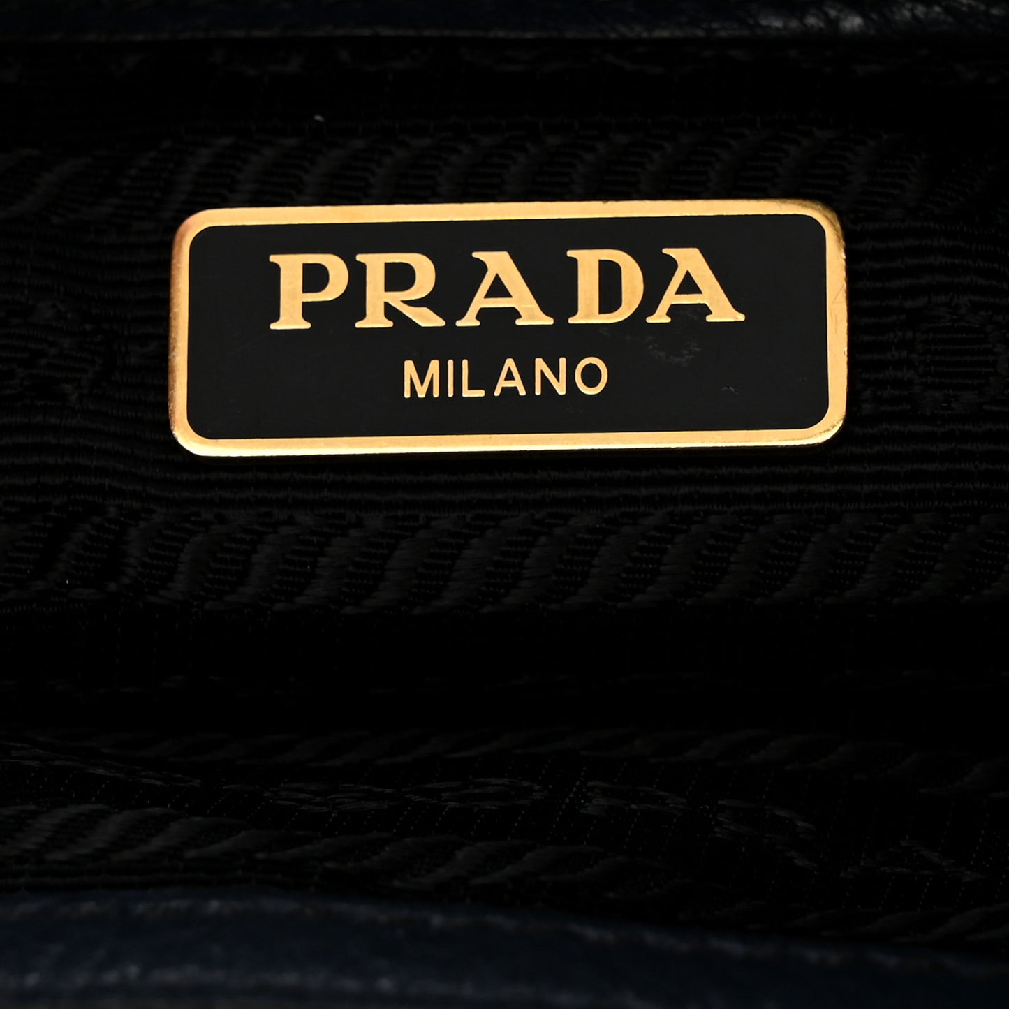 Vitello Phenix Double Zip Crossbody Bag Baltico