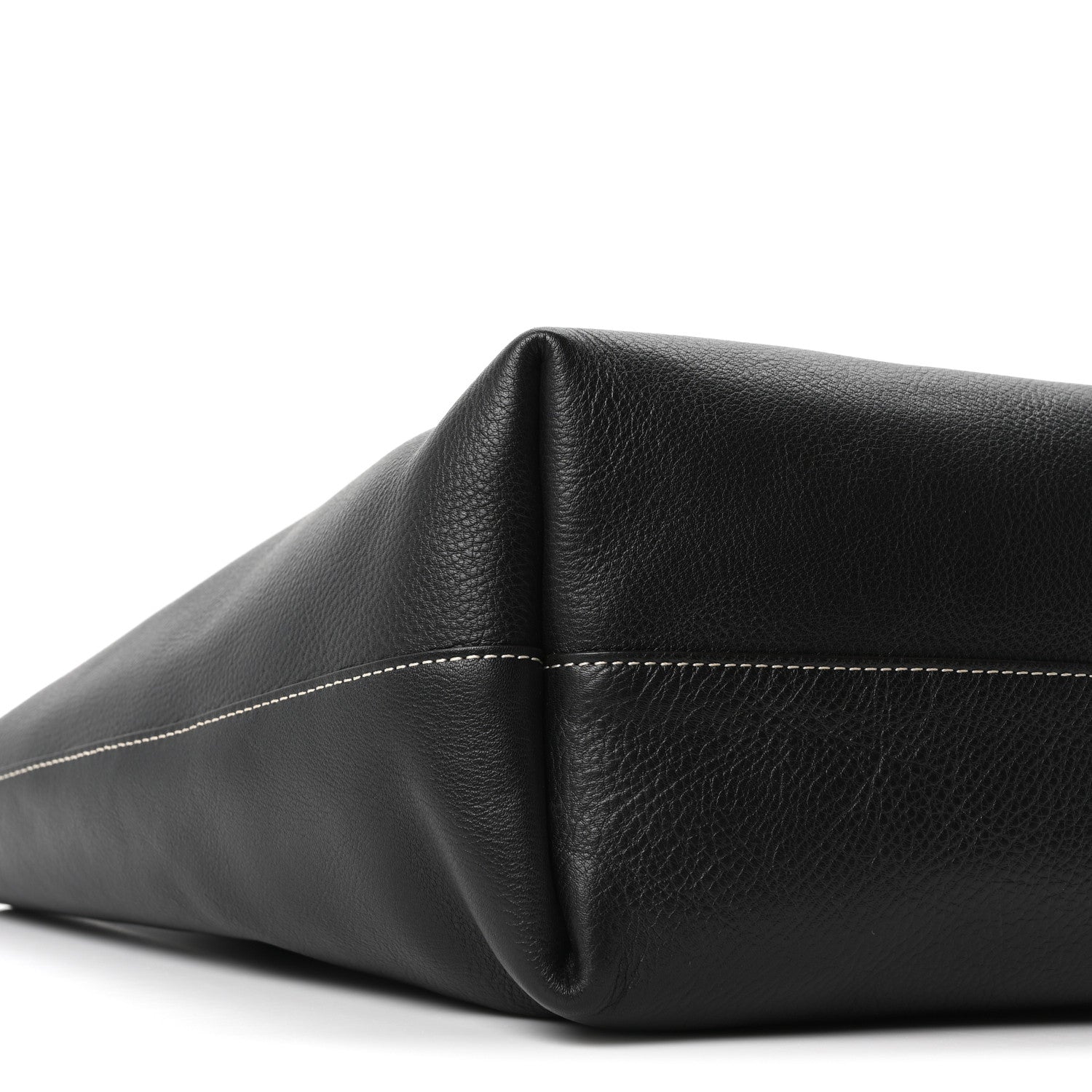 Chloe Small Grain Smooth Calfskin Medium Darryl Tote Black 9 of 10