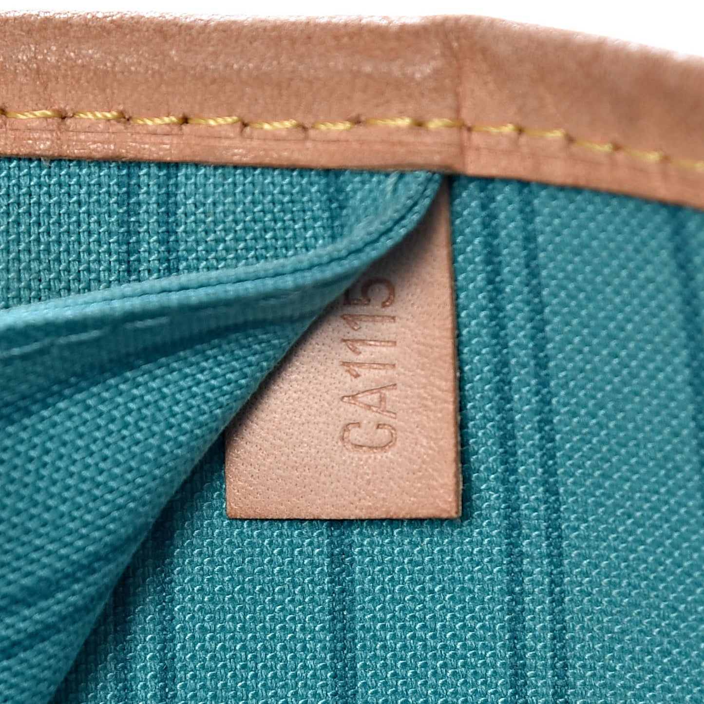 Monogram V Neverfull MM Turquoise